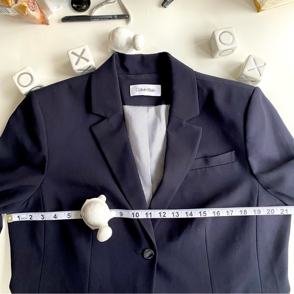 Black Calvin Klein Blazer with Pockets and 2-Button Front Closure - Picture 2 of 3